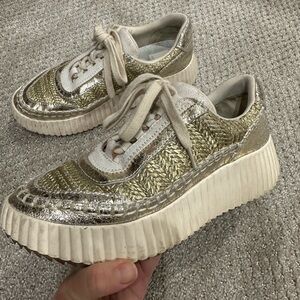 Dolce Vita Sneakers